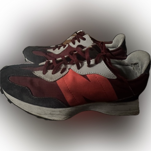 New Balance Shoes - FIGS * New Balance 327 shoes